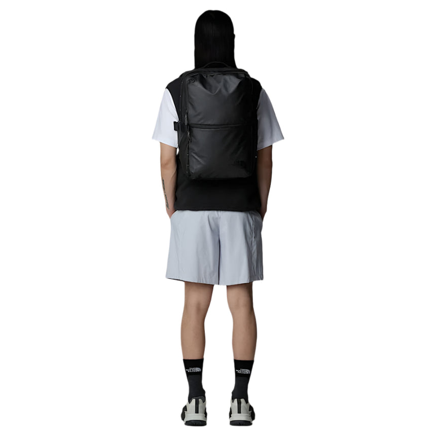 The North FaceThe North Face Base Camp Voyager DaypackOutdoor Action
