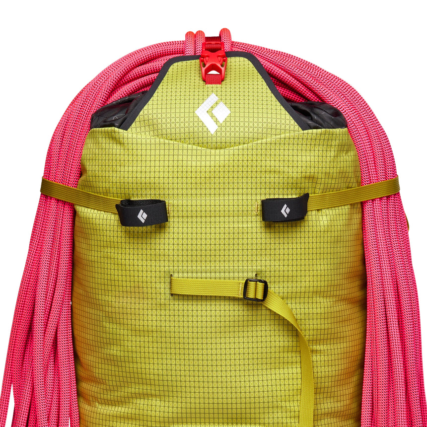 Black Diamond Speed 40 Backpack Outdoor Action Sulphur- top loading w/ rope-carrying system