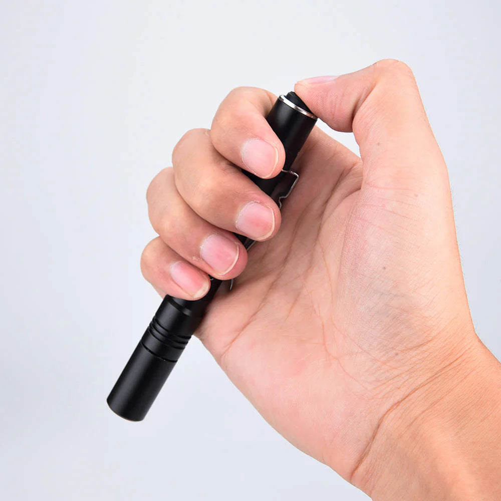 FitorchFitorch EC05 Versatile Pen LightOutdoor Action