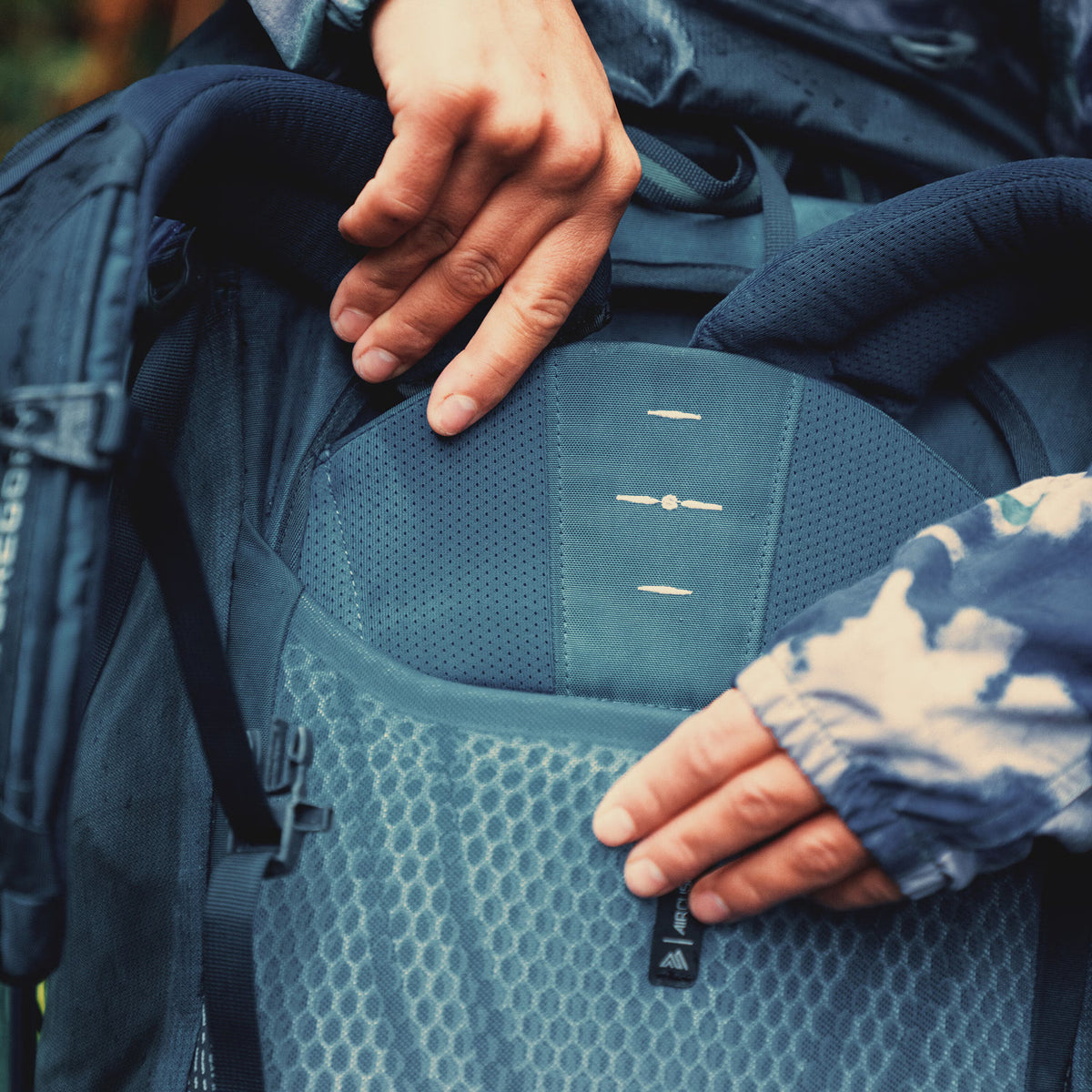 Gregory Deva 60 Women's Backpacking Pack in Mountain Teal - Backpanel Detail