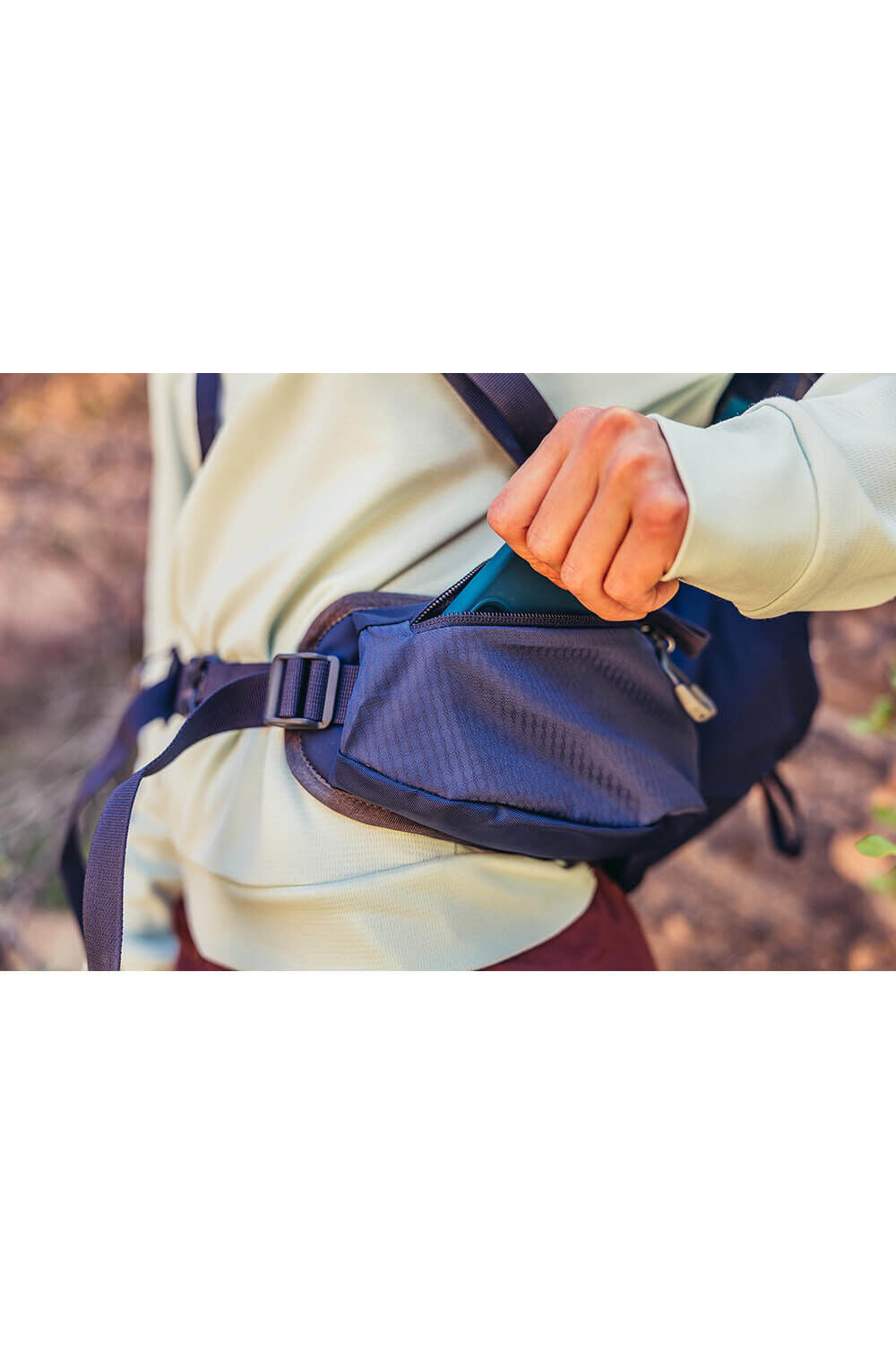 Gregory Jade LT 20L Women's Hiking Backpack in Midnight Navy - Hipbelt Pocket Detail