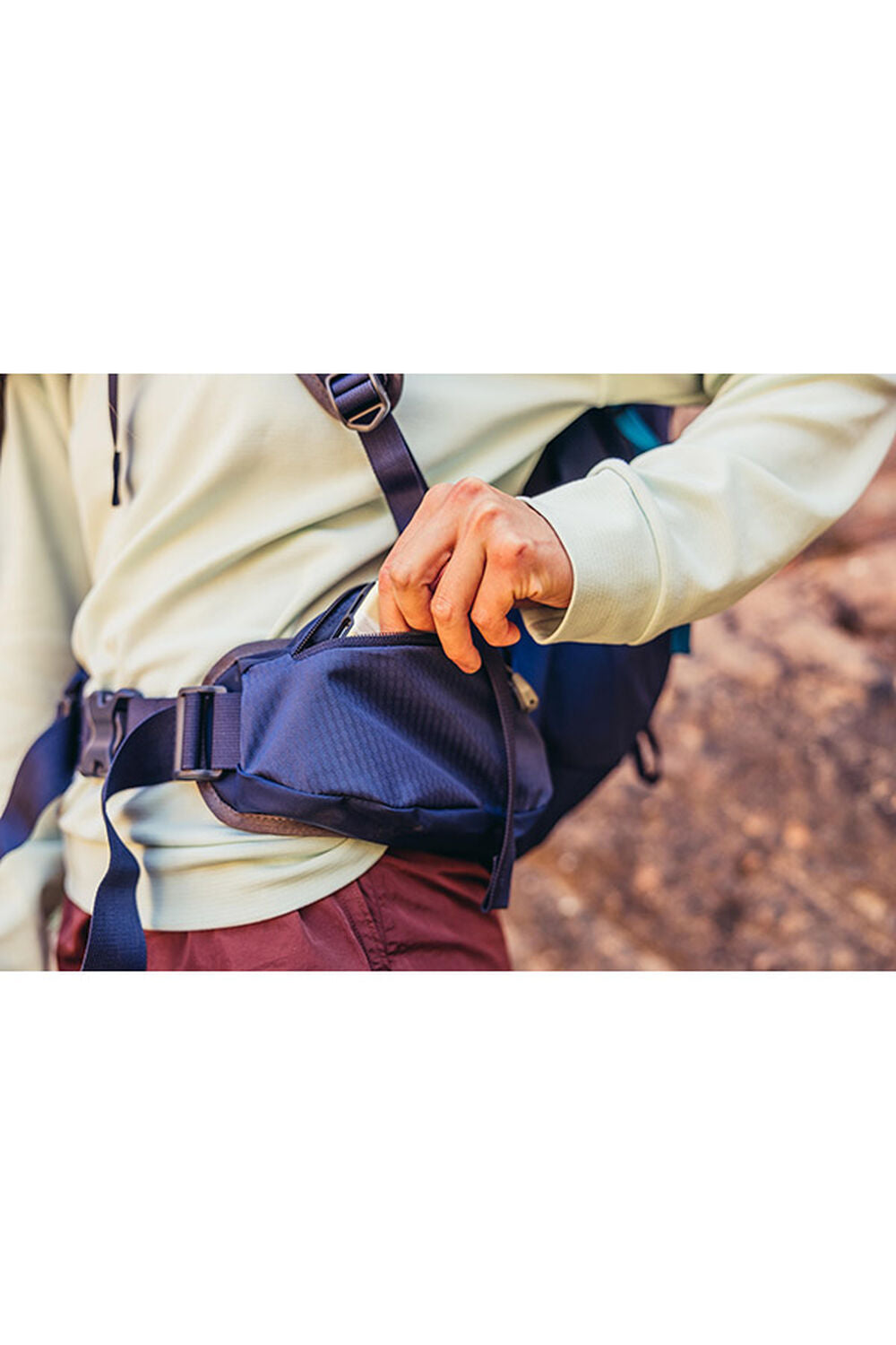 Gregory Jade LT 28 Women's Hiking Backpack in Midnight Navy - Top Pocket Access