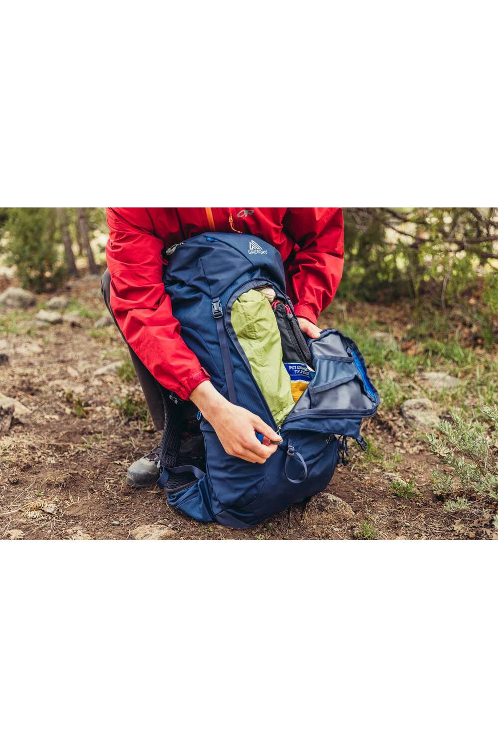Gregory Zulu 35 Men's Hiking Backpack in Halo Blue - Strap Adjustment