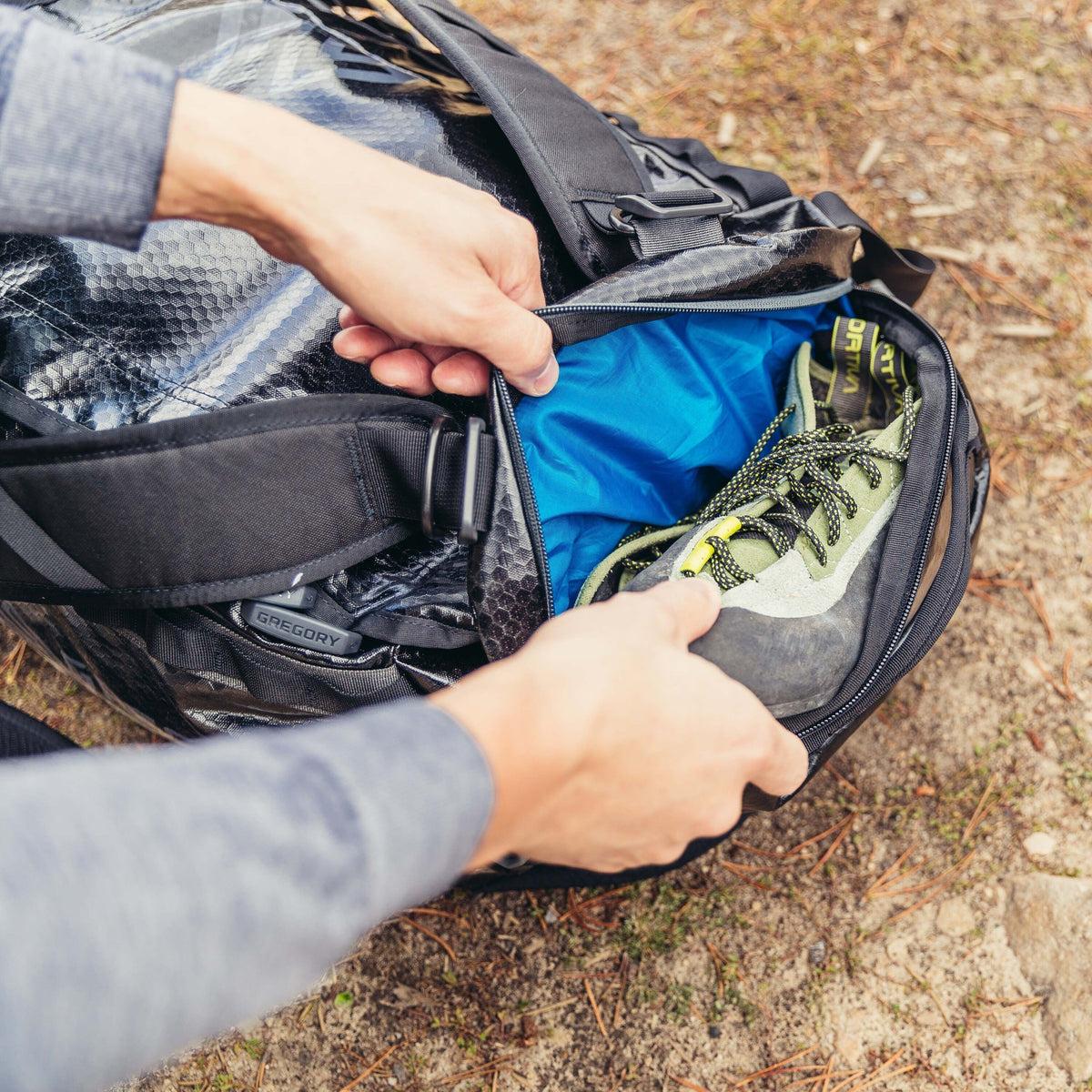 Gregory Alpaca 40L Expandable Dirty Gear Compartment - separate clean and dirty items on the go
