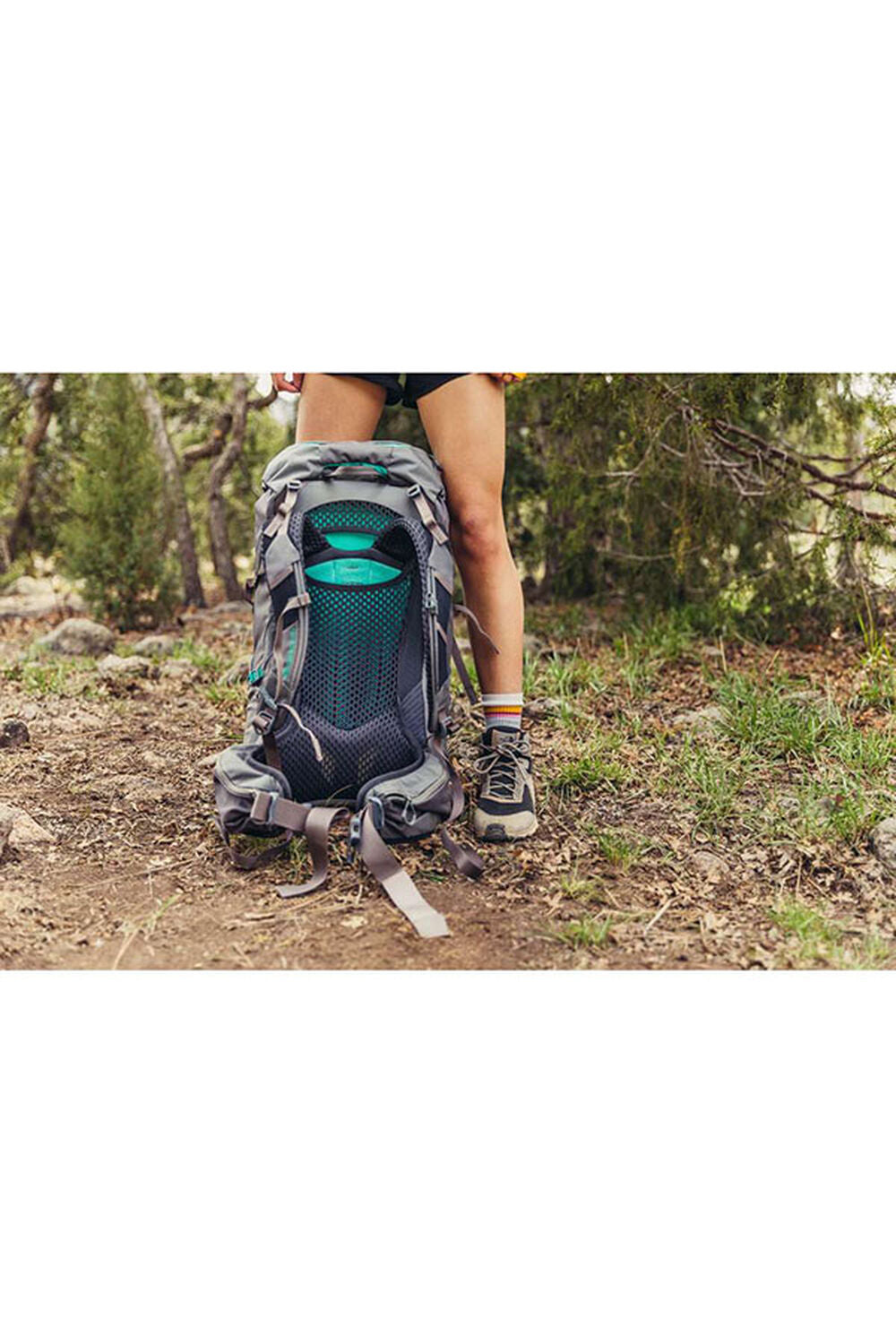 Gregory Jade 33L Backpanel Comparison - demonstrating open-air ventilation design for women