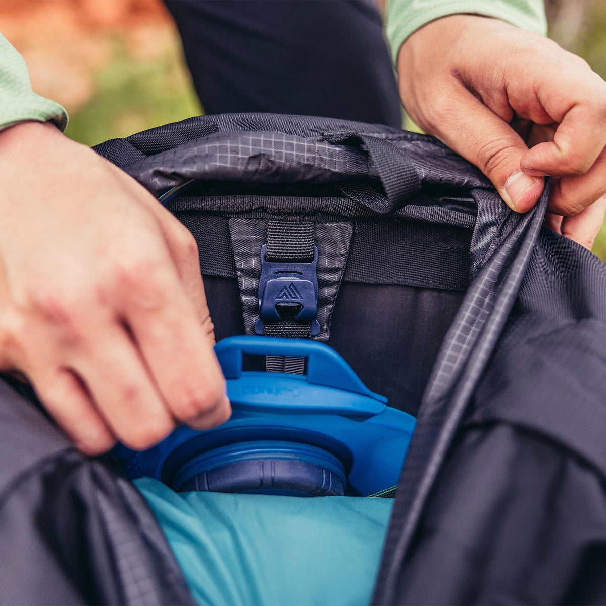 Gregory Stout 55 Hydration Sleeve with Speedclip system - compatible with Gregory Hydro reservoirs