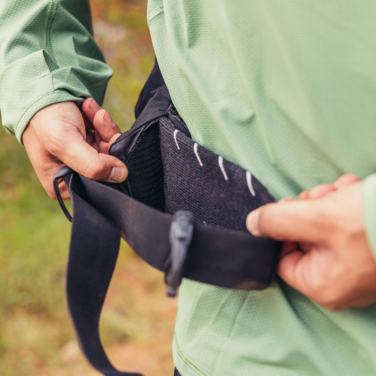 Gregory Stout 55 Padded Wraparound Hipbelt - 3D comfort design for extended multi-day hikes