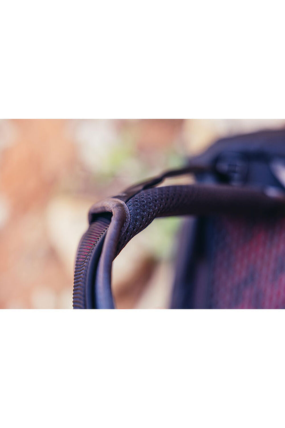 Gregory Zulu LT 28 Men's Hiking Backpack - Shoulder Construction Detail