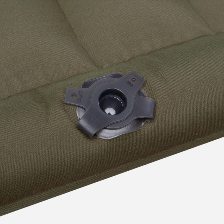 Mountain Equipment Aerostat Down 7.0 Ultra Sleeping Mat Wide Regular in Hunt Green - Valve Detail