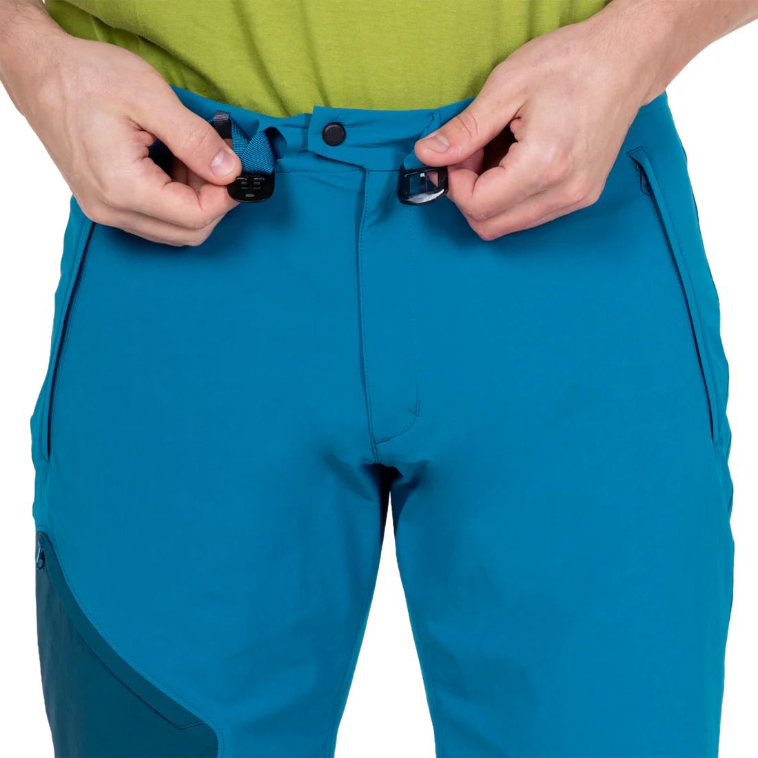 Mountain Equipment Comici Men's Short in Alto/Majolica - Walking Back Model