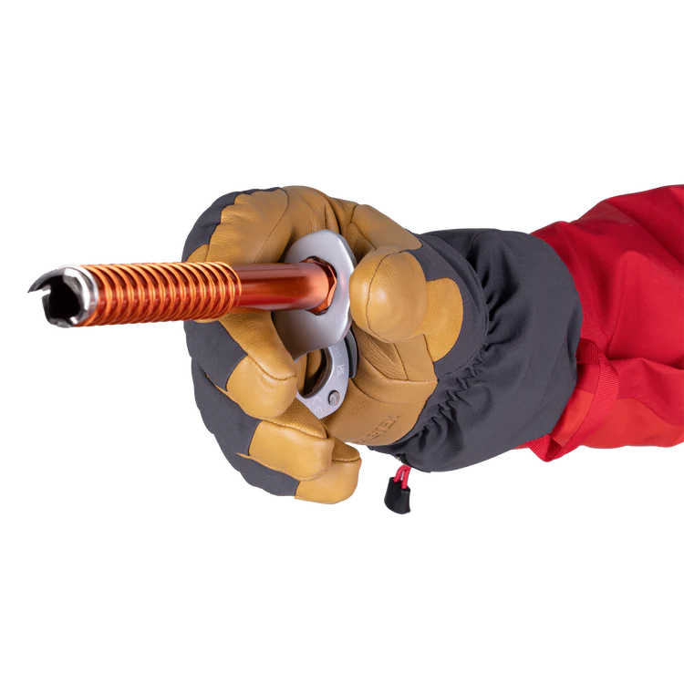 Mountain EquipmentMountain Equipment Couloir GORE-TEX GlovesOutdoor Action