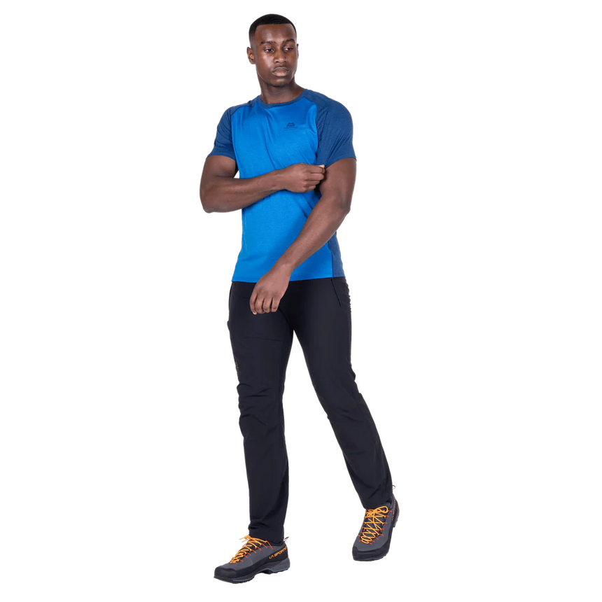 Mountain EquipmentMountain Equipment Nava Men's CrewOutdoor Action