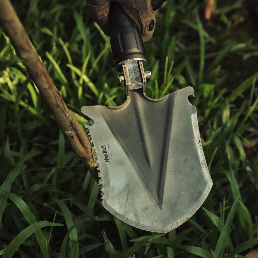 Nextool Mini Folding Shovel Folded Position - Compact 206mm Closed Length for Easy Storage