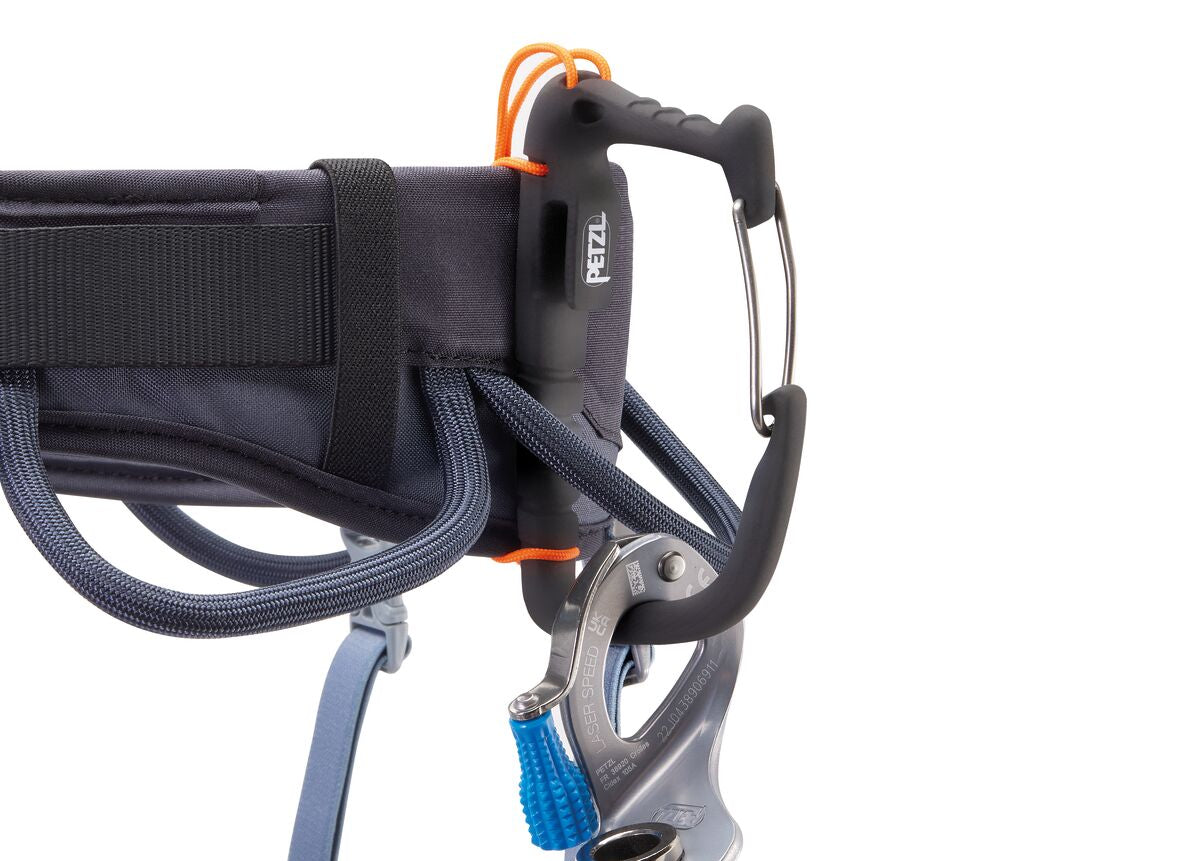 PetzlPetzl Corax HarnessOutdoor Action