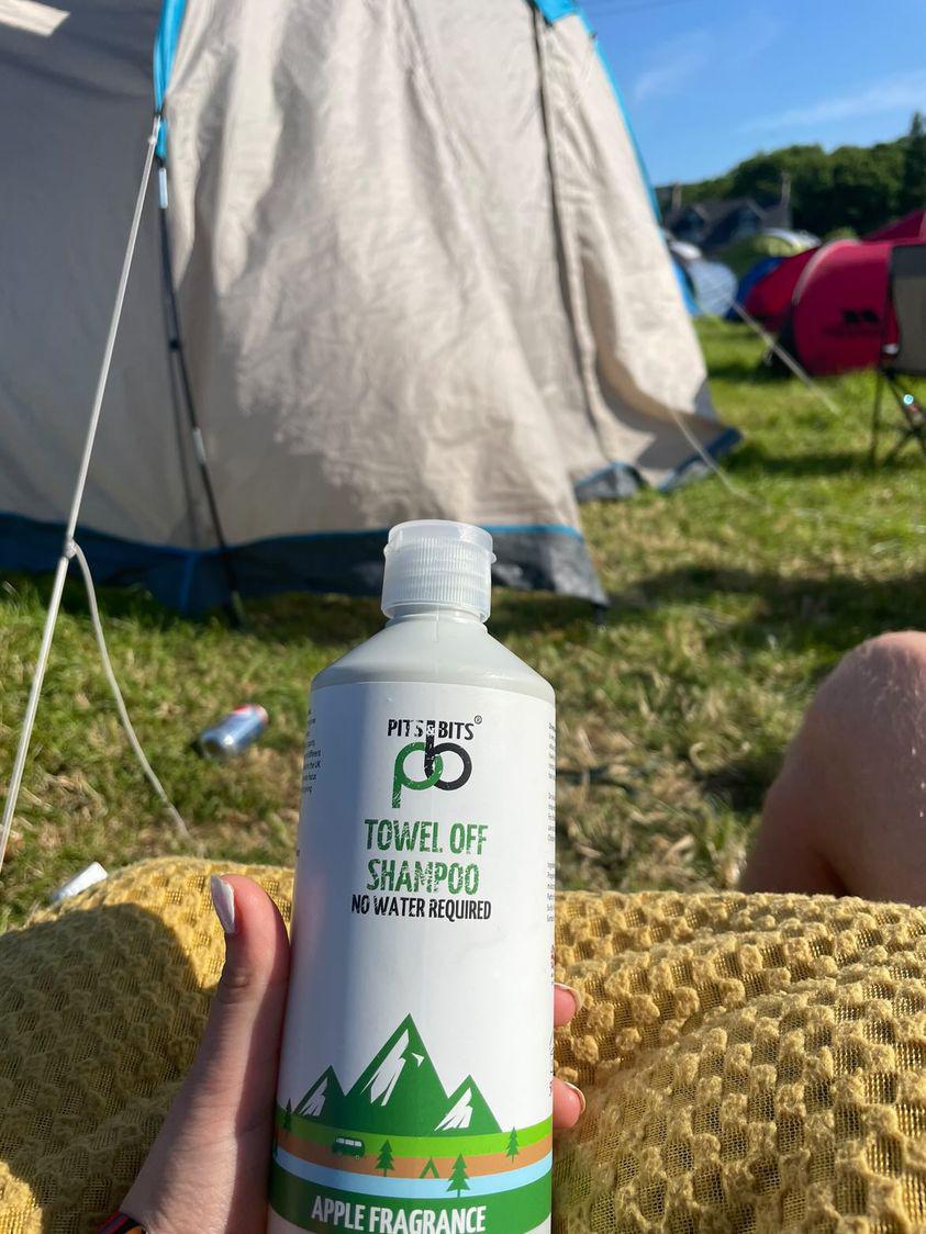 Pits & Bits® Towel Off Shampoo – Apple Outdoor Action