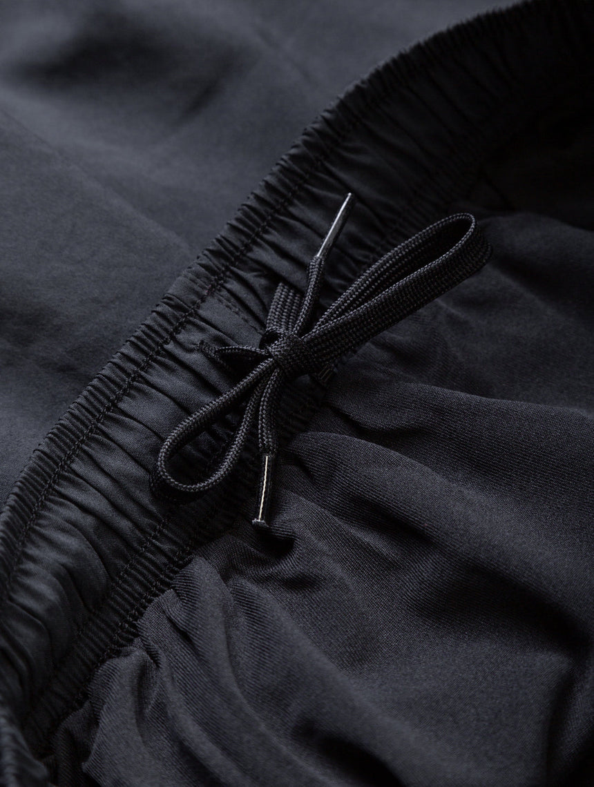 Ronhill Mens Core 5" Short Outdoor Action Black/Bright White- Drawcord