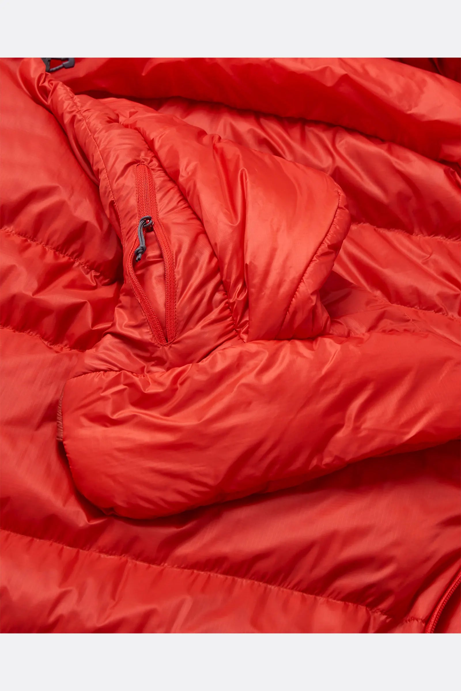 Rab Alpine Down Sleeping Bag (-6°C/21F) in Dark Horizon/Tuscan Red - baffle fabric detail