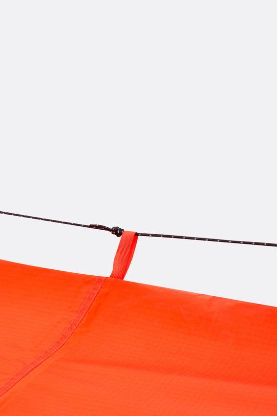 Rab Siltarp 3 in Horizon (styling reference) - ridge line guy point detail