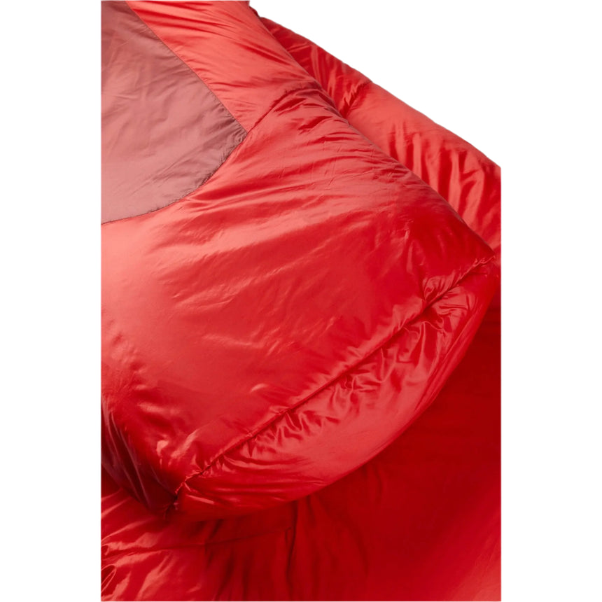 Rab Solar Eco 3 Sleeping Bag in Oxblood Red - zip baffle detail