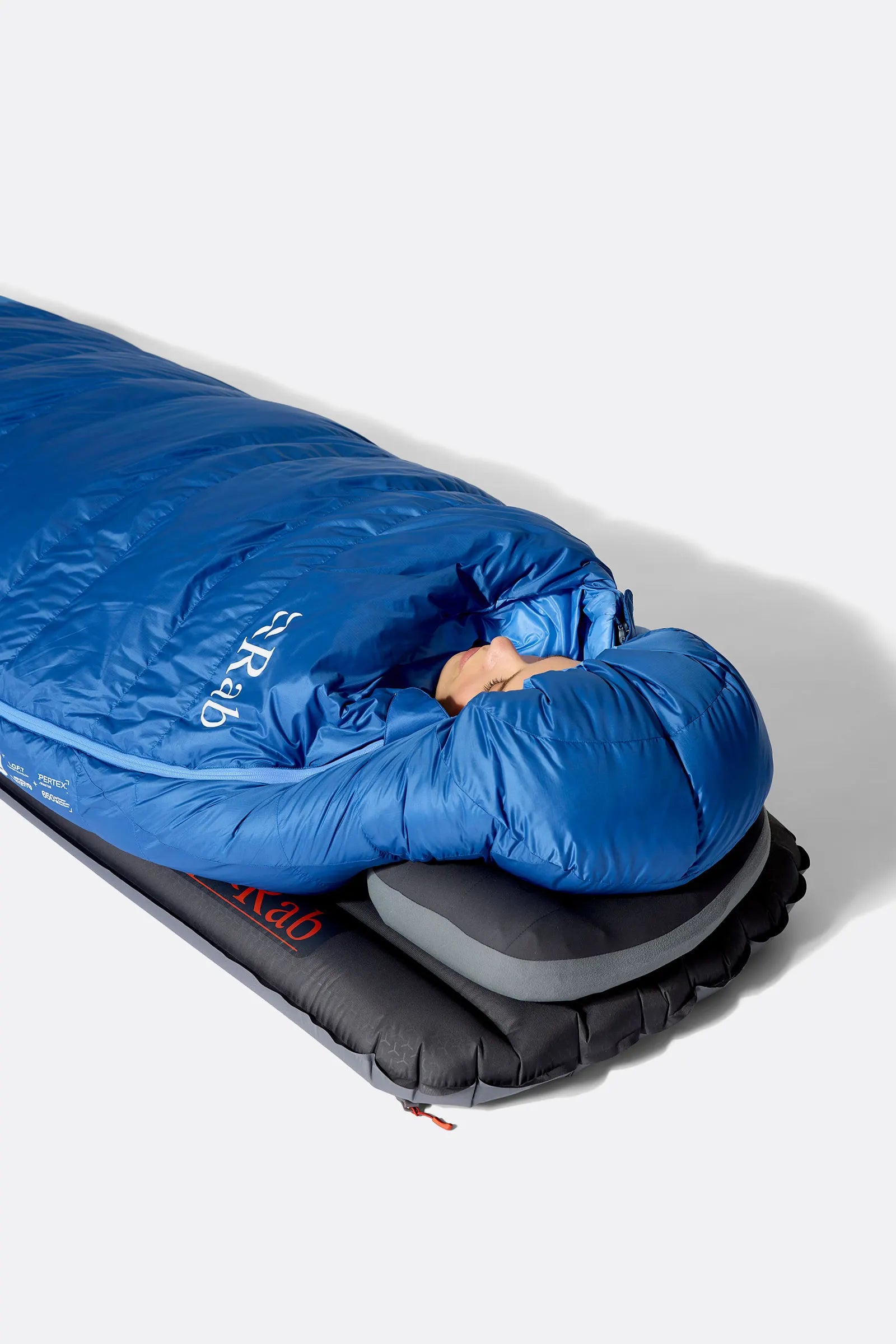 Rab Women's Ascent Down Sleeping Bag (-6°C/20F) in Dark Bluebird/Bluebird - Model Arm Out