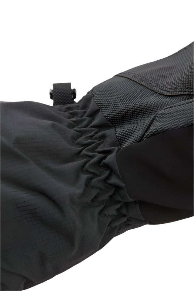 Rab Women's Storm Mitt Outdoor Action