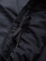 Ronhill Men's Core 5" Twin Short in All Black - drawcord detail