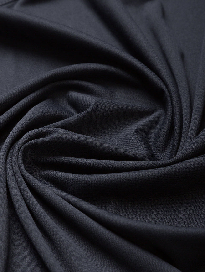 Ronhill Men's Core L/S Tee in Black/Bright White - fabric detail