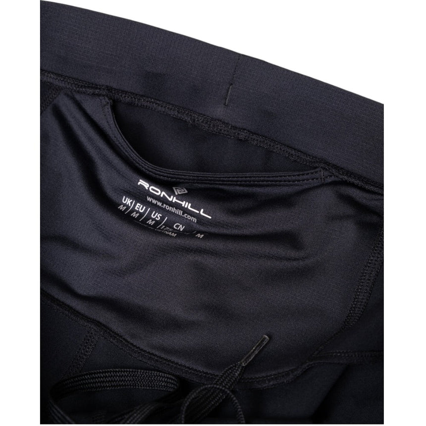Ronhill Men's Core Stretch Short in All Black - pouch pocket detail