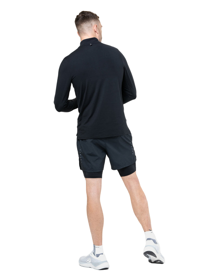 Ronhill Men's Core Thermal 1/2 Zip in Black/Bright White - worn, back