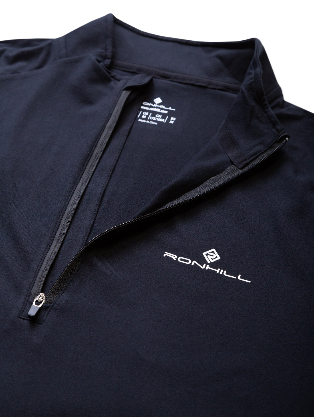Ronhill Men's Core Thermal 1/2 Zip in Black/Bright White - zip ventilation detail