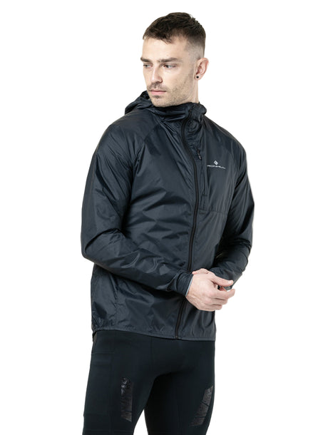 Ronhill Men's Tech All-Terrain Jacket in All Black - closed zip detail