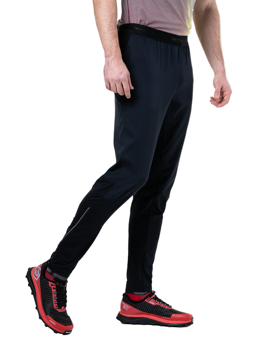 Ronhill Men's Tech All-Terrain Trackster in All Black - side, fit