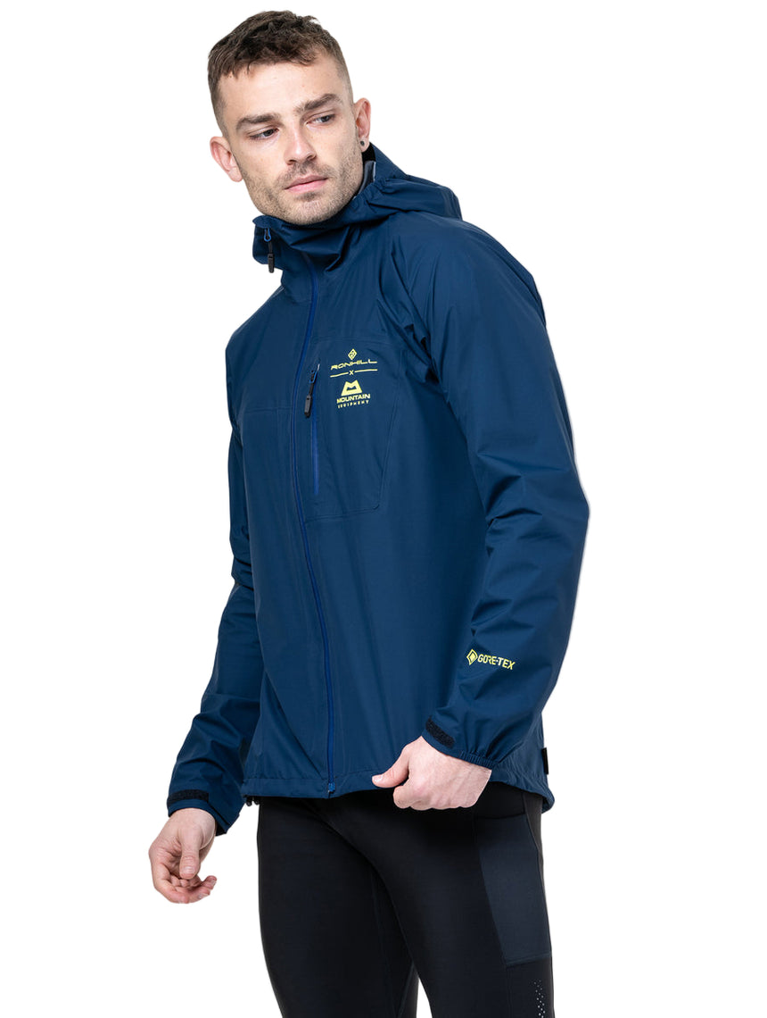 Ronhill Men's Tech GORE-TEX Mercurial Jacket 2 in Dark Navy - hem detail