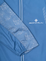 Ronhill Men's Tech Reflect Jacket in Glacier/Reflect - Detail Reflective Vertical Stripe