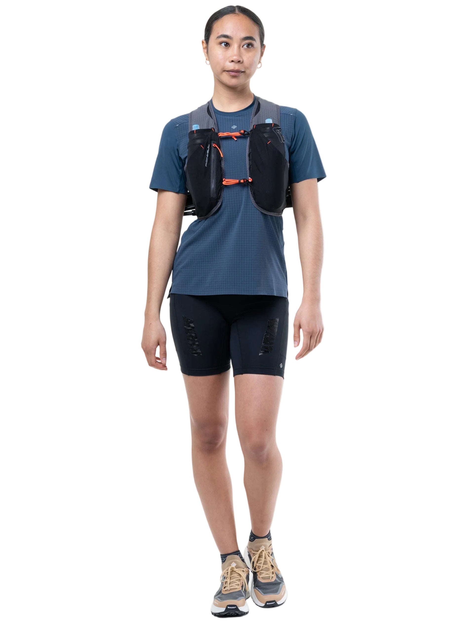 Ronhill Solus 5L Running Vest in Black/Ronhill Red - detail, 3