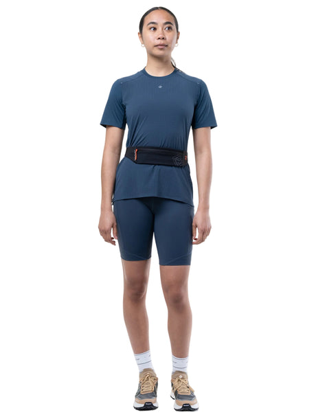 Ronhill Speed 90 Running Belt in Black/Ronhill Red - detail, 2