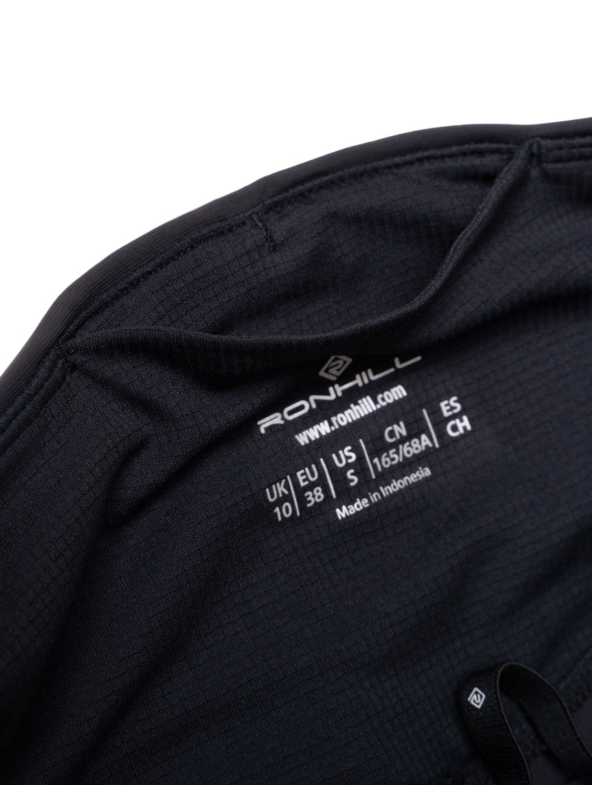 Ronhill Women's Tech Race Stretch Short in All Black - pouch pocket detail