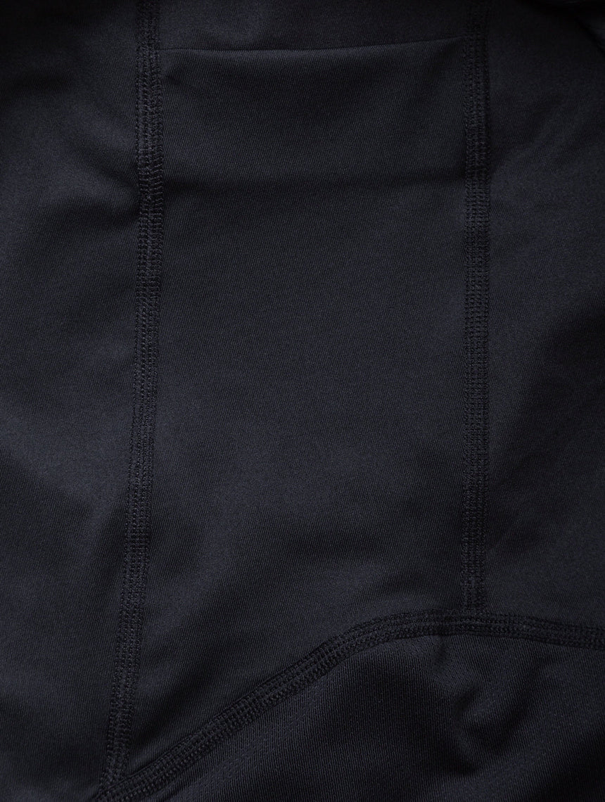 Ronhill Women's Tech Race Twin Short in All Black - thigh tuck pocket detail