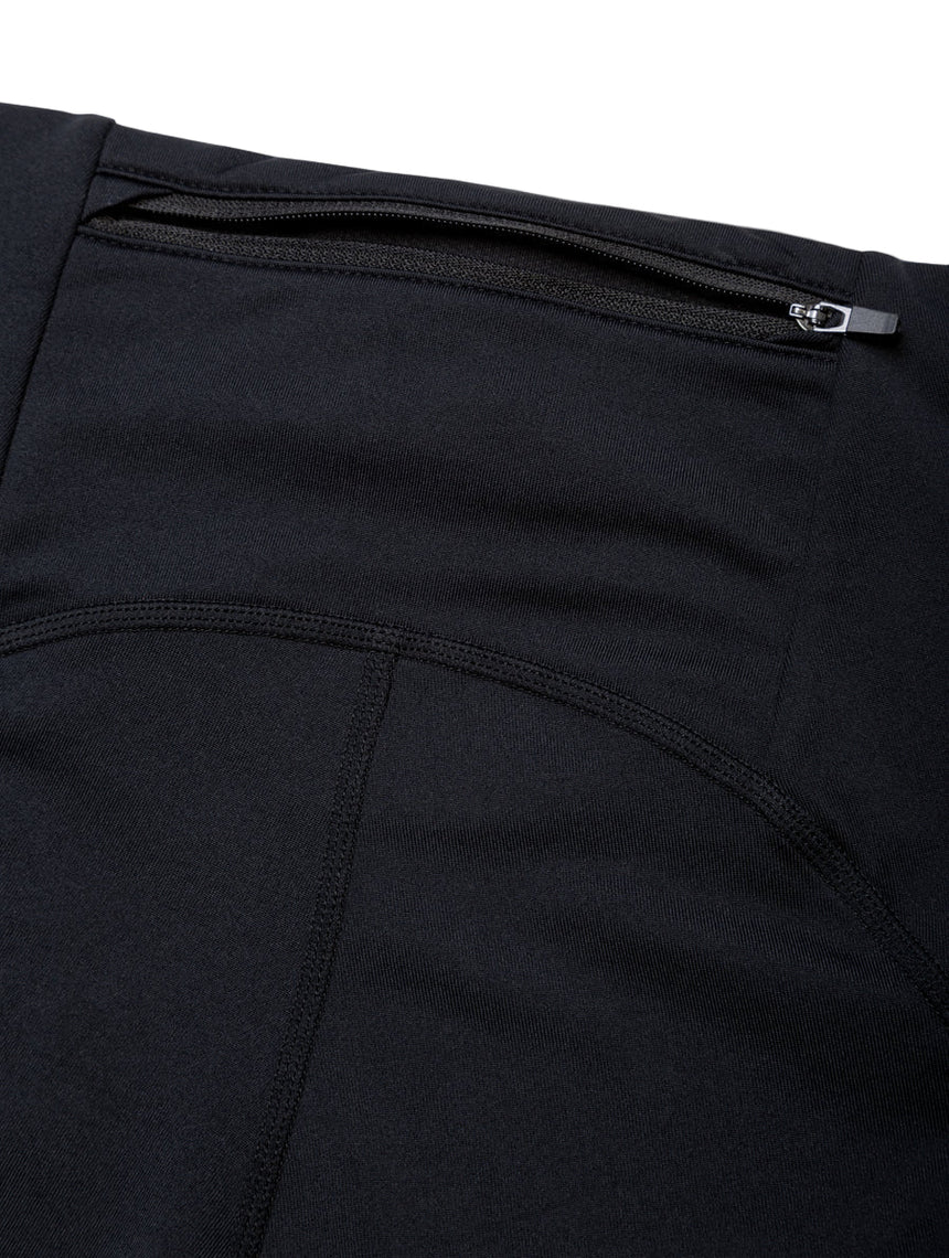 Ronhill Women's Tech Reflect Tight in Black/Reflect - rear secure pocket detail