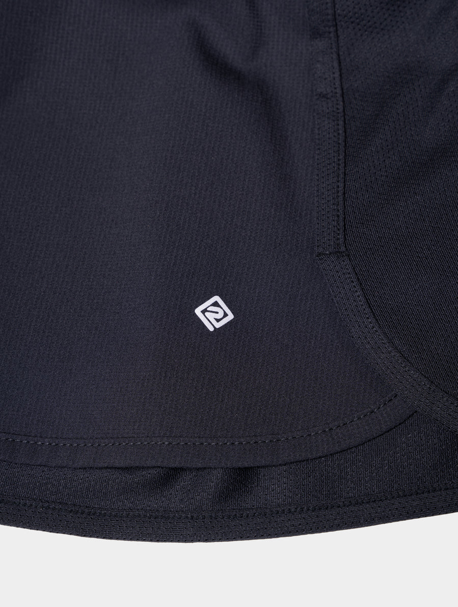 Ronhill Women's Tech Skort in All Black - hem detail