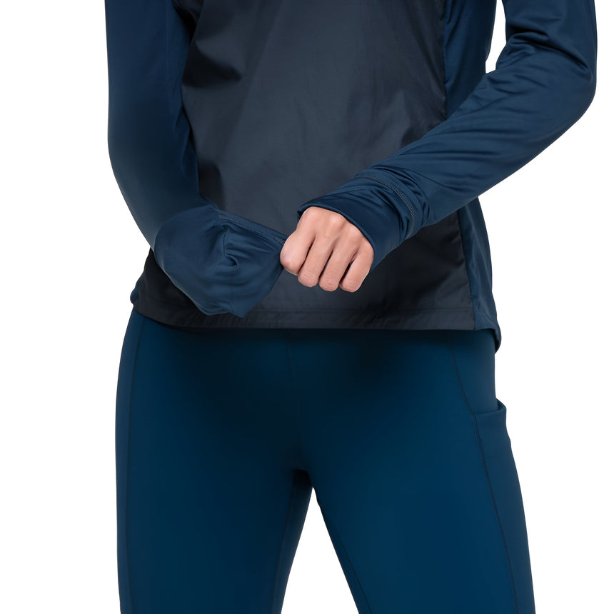 Ronhill Women's Tech Wind-Block 1/2 Zip in Dark Navy/Dusty Tulip - integrated mitt detail