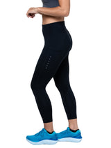 Ronhill Women's Core Crop Tight Outdoor Action Black/Bright White- Skin fit