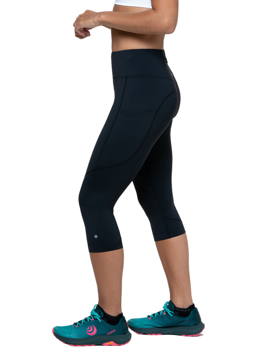 Ronhill Women's Tech Capri Outdoor Action All Black- Stretch for added movement