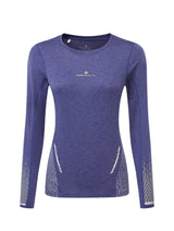 Ronhill Women's Tech Reflect L/S Tee Outdoor Action Deep Ocean/Reflect- Front