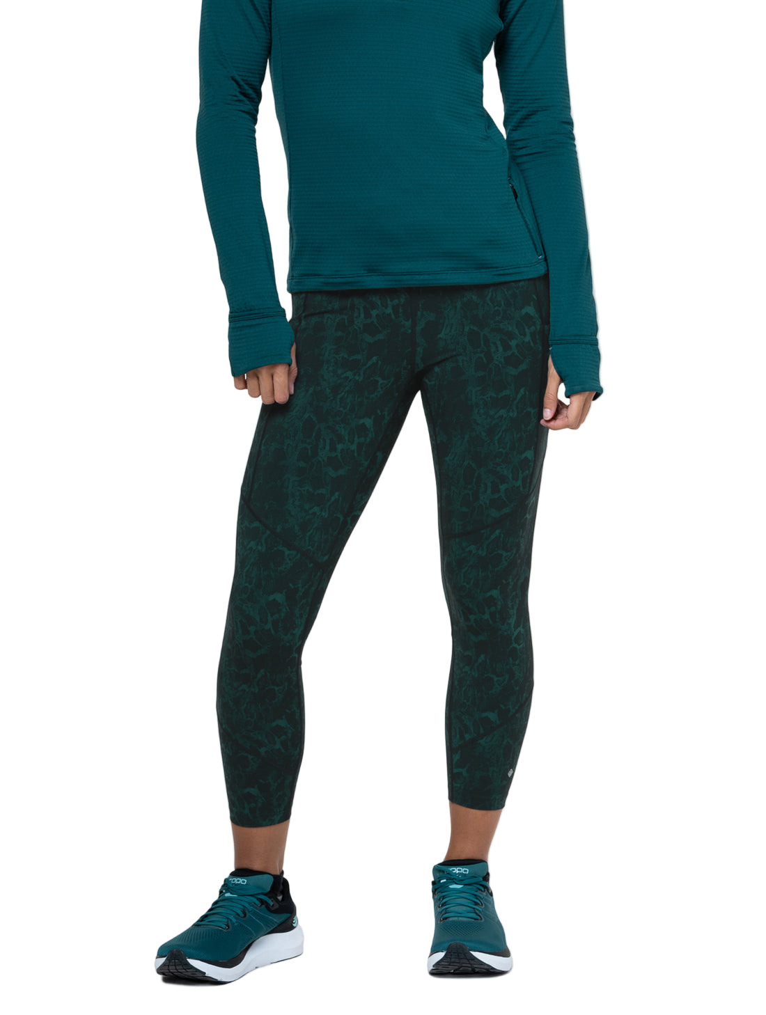 Ronhill Women's Tech Crop Tight Outdoor Action Seaweed Medusa- Front Fit (Close-Up)
