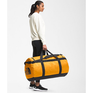 The North Face Base Camp Duffel - Extra Large model shot yellow 