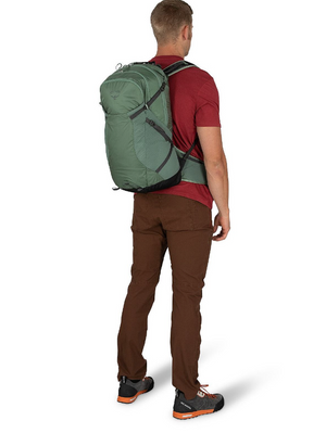 Osprey Sportlite 25 Backpack - angled back - male model