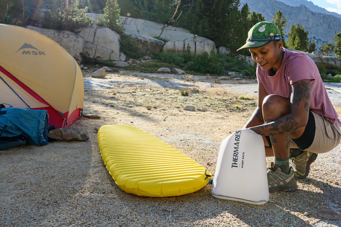 Thermarest NeoAir XLite Next Sleeping Pad Outdoor Action Regular- Pump Sack
