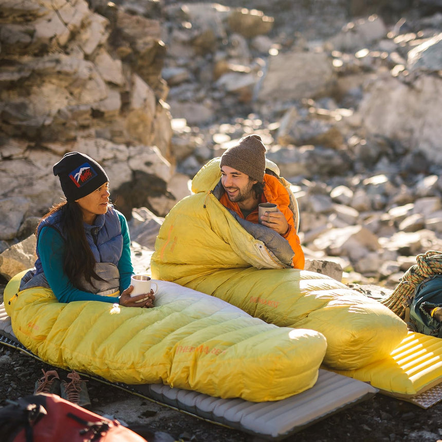 Thermarest Parsec -6C Sleeping Bag Outdoor Action- In use