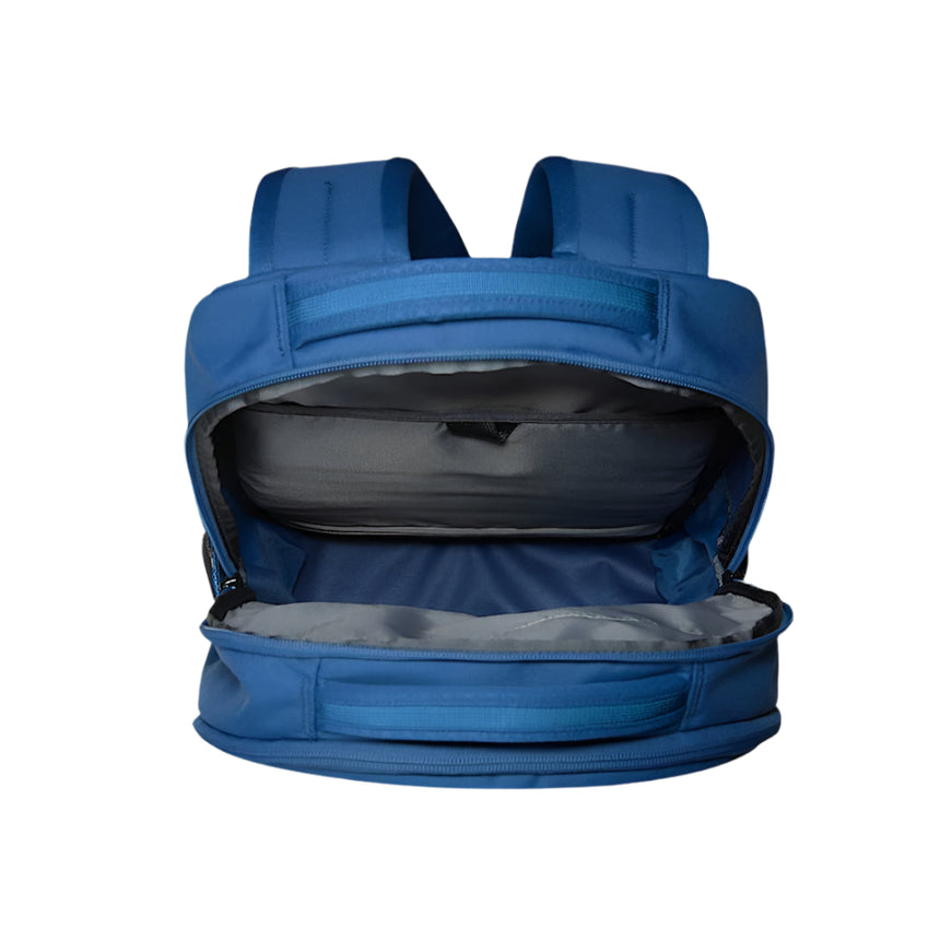 The North Face Vault Backpack Outdoor Action  SHADY BLUE-TNFWHT-NPF- Main Compartment